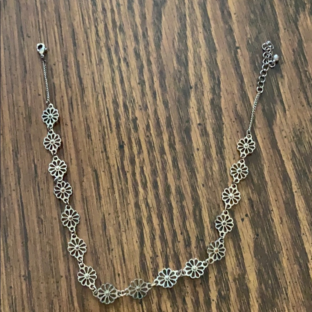 flower necklace